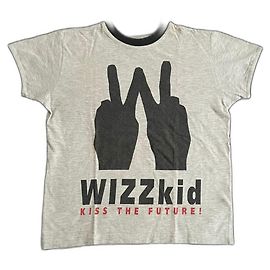 Walter Van Beirendonck "W&LT" Frühling Sommer 1998 Wizz Kid "Kiss The Future" T-Shirt.
