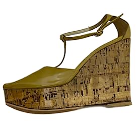 Sandales compensées en cuir verni YSL avec plateforme - Yves Saint Laurent