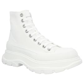 Stivale Tread Slick di Alexander McQueen in bianco - Alexander Mcqueen