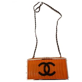 Minaudière Chanel Métiers d'Art arancione in acrilico