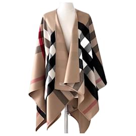 Autre Marque Burberry Poncho aus Merinowolle Beige