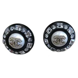 pendientes Chanel nuevos con caja