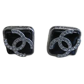 pendientes Chanel nuevos con caja