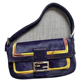 Borsa baguette Fendi viola in scamosciato di vitello