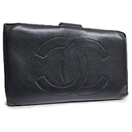 Carteira longa Chanel de couro caviar preto