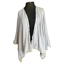 Mantella Loro Piana in cashmere crema