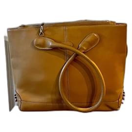 D-Bag in pelle di vitello con finitura gommino - Tod's