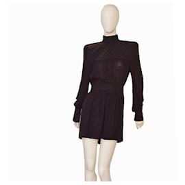 Balmain Vestido mini de seda negra acolchado cuello alto 38