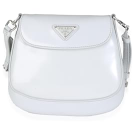 Prada Mini Cleo aus gebürstetem Leder in Kornblumenblau