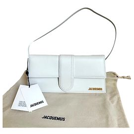 Sac Jacquemus Le Bambino Long en Cuir Blanc