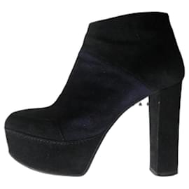 Stivaletti Marni in scamosciato nero e blu navy