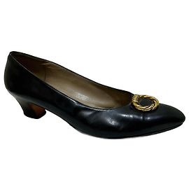 Décolleté neri con tacco medio Salvatore Ferragamo
