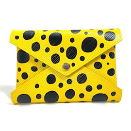 Pochette Kirigami Yayoi Kusama di Louis Vuitton