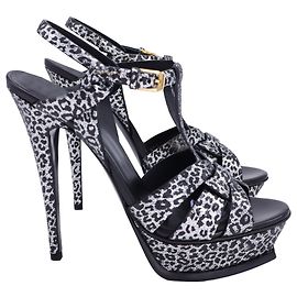 Décolleté T-Strap in pelle argentata con stampa leopardata Saint Laurent Tribute