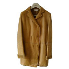 ABRIGO DE SHEARLING DE DOBLE BOTÓN BURBERRY.