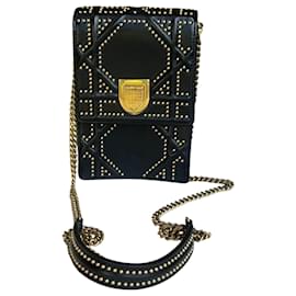 Clutch Diorama verticale in agnello con borchie Christian Dior
