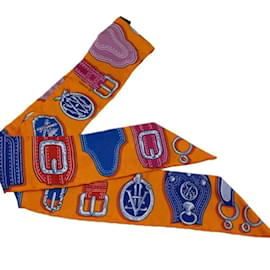 Foulard Twilly Hermès in blu, arancione e rosso