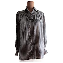 Chemise Yves Saint Laurent en soie rayée grise