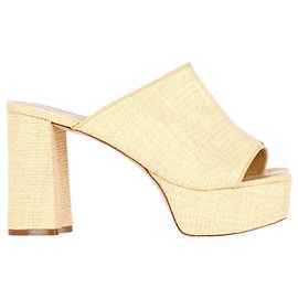 Autre Marque Porte & Paire gewobene Plattform-Mulesandalen aus gelber Pflanzenfaser