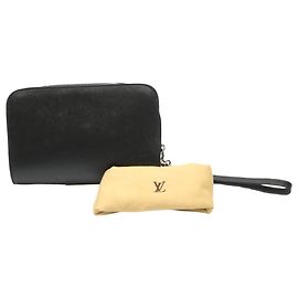 Borsa Louis Vuitton Taiga
