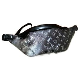 Riñonera Galaxy Discovery Monogram Louis Vuitton