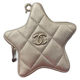 Monedero Chanel Estrella Plateado Cuero