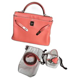 Hermès Kelly 32 Retourne Pelle Corallo