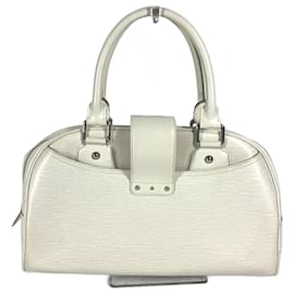 Borsa Boston Montaigne GM in Epi Louis Vuitton