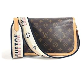 Borsa a spalla Louis Vuitton Monogram Diane NM PM Pochette Flap