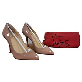 Christian Louboutin Pigalle Nude Patent Leather 100 tacchi mm Beige