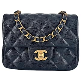 CHANEL classico senza tempo quadrato mini caviar nero