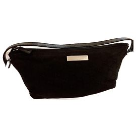 Clutch Gucci Mini Baguette en lona negra monograma