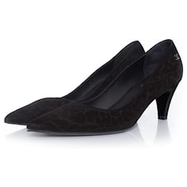 Chanel Wildleder Kitten Heel