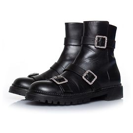 Stivaletti piatti Hank con fibbia gioiello di Jimmy Choo
