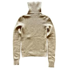 Céline Rollkragenpullover aus Kaschmir in Gold