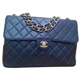 Borsa Chanel XXL in pelle nera