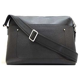 Borsa messenger Louis Vuitton Taiga Grigori Nera