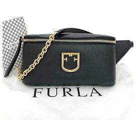 Borsa a spalla in pelle Furla nera