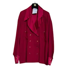 Blusa Chanel de seda roja