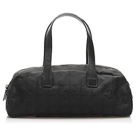 Borsa a mano in tela Chanel New Travel Line nera