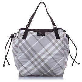 Borsa tote in nylon Burberry Mega Check grigio con fibbia