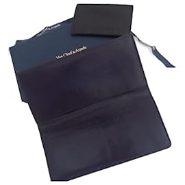 Van Cleef & Arpels Leder Geldbörse Navy Blau