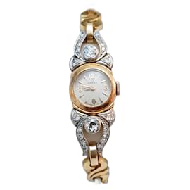 Reloj OMEGA de colección en oro de 18 quilates y diamantes