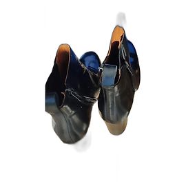 Atelier Voisin Popo Stiefeletten aus schwarzem Leder