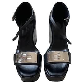 Sandali Hermès in pelle nera
