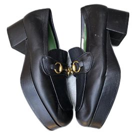 Décolleté Gucci in pelle nera 38
