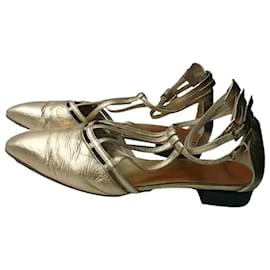 Ballerine piatte in pelle dorata CHANEL T41 BUONE CONDIZIONI GENERALI