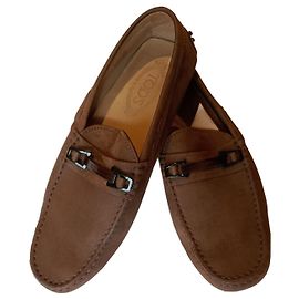 Mocassini Tod's Gommino in suede marrone
