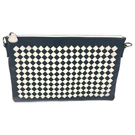Borsa Pochette Intrecciato di Bottega Veneta