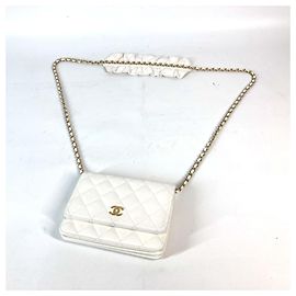 Portafoglio a catena con volant Chanel CC Coco Mark